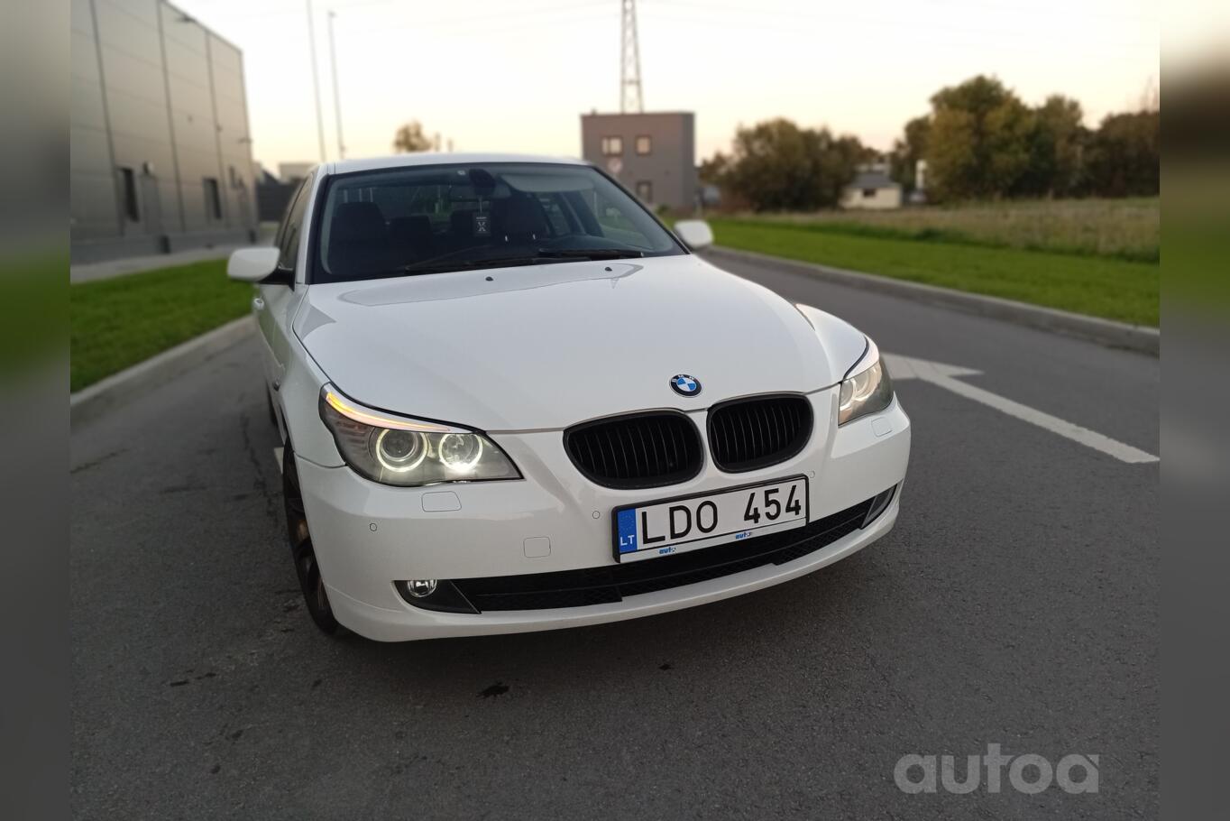 BMW 523 2006