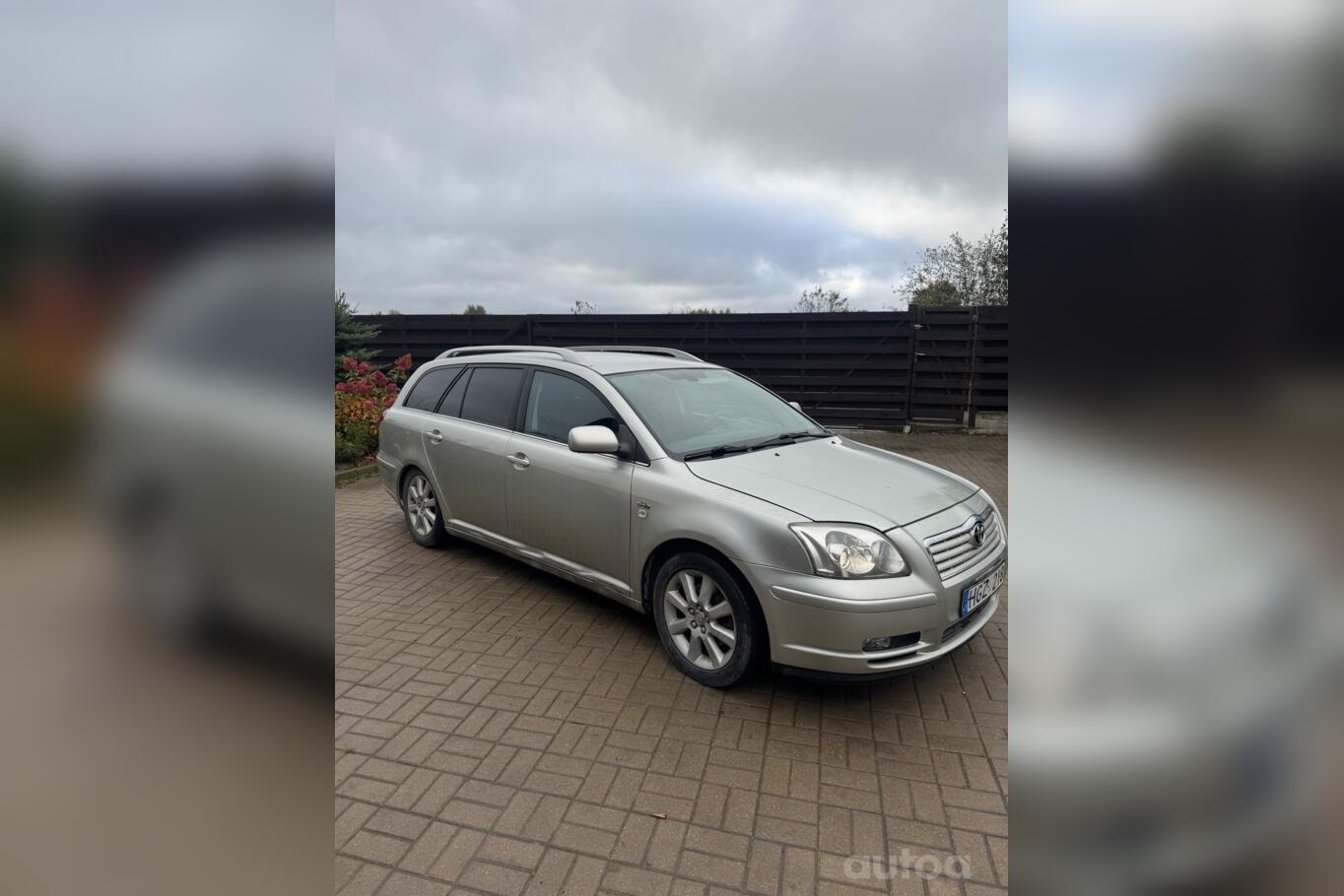 Toyota Avensis 2 generation wagon