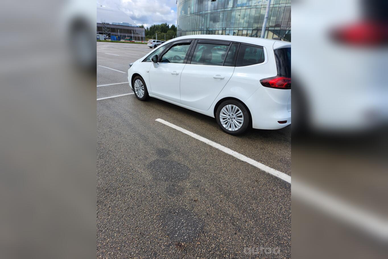 Opel Zafira Tourer 2012