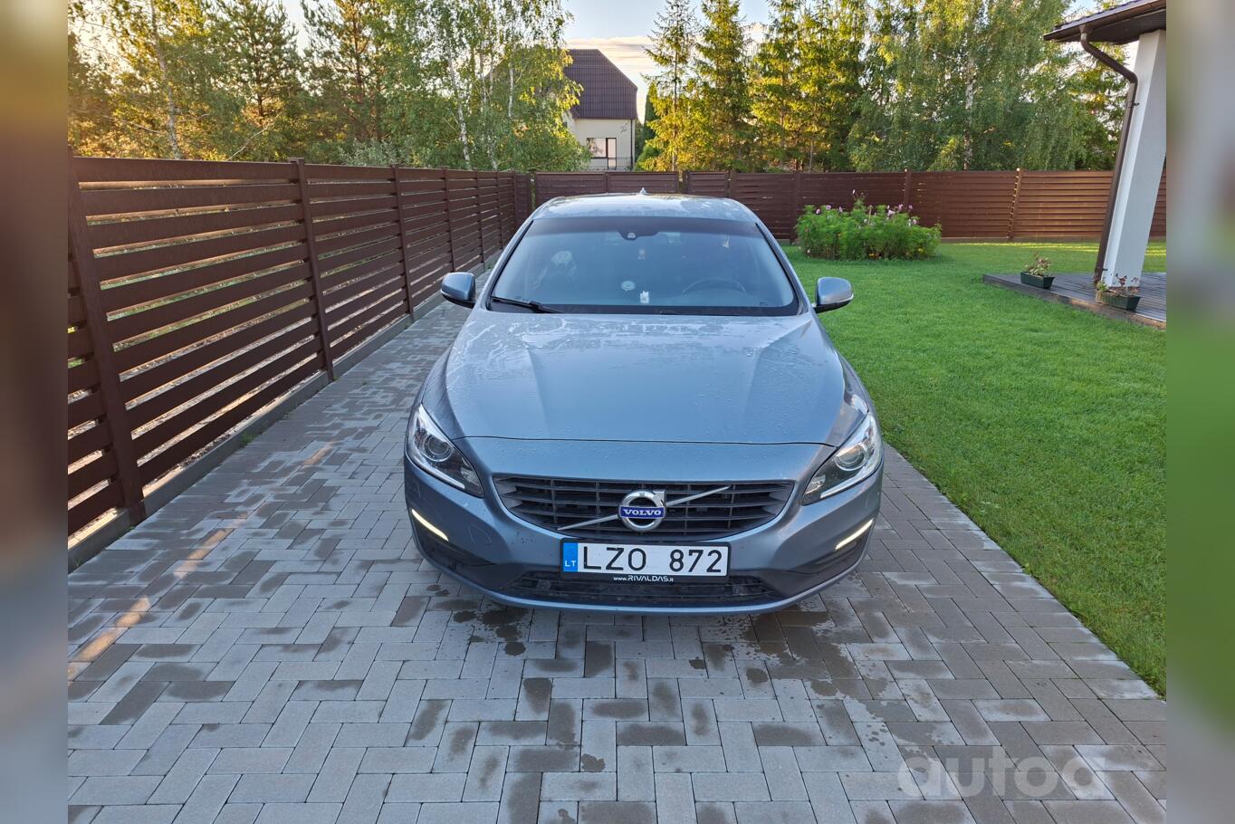 Volvo V60 1 generation [restyling] wagon 5-doors