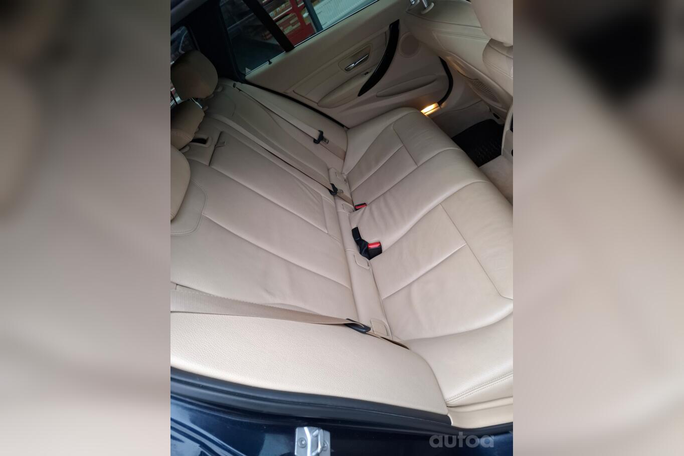 BMW 320 2016