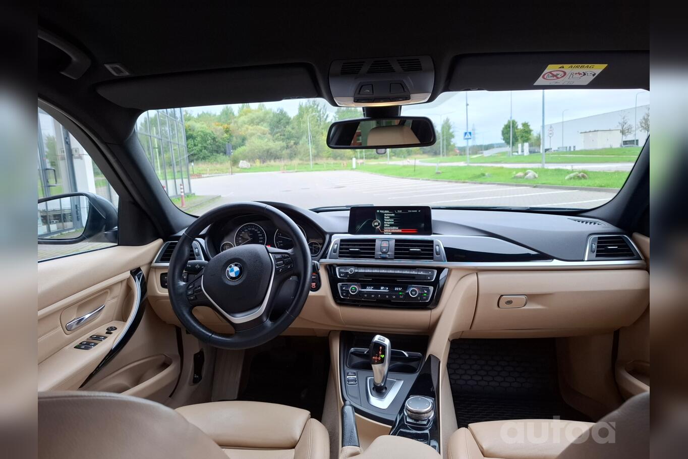 BMW 320 2016