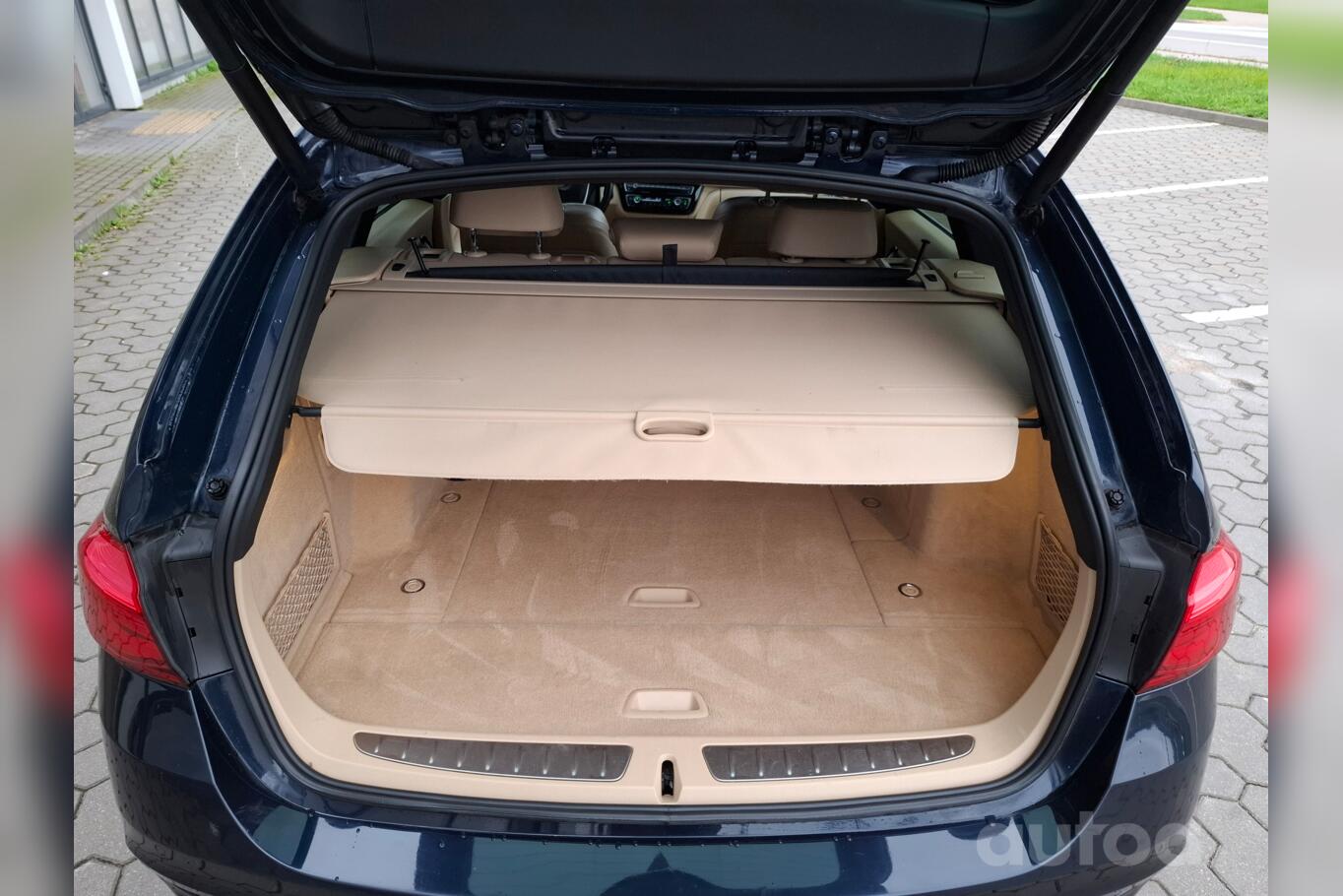 BMW 320 2016