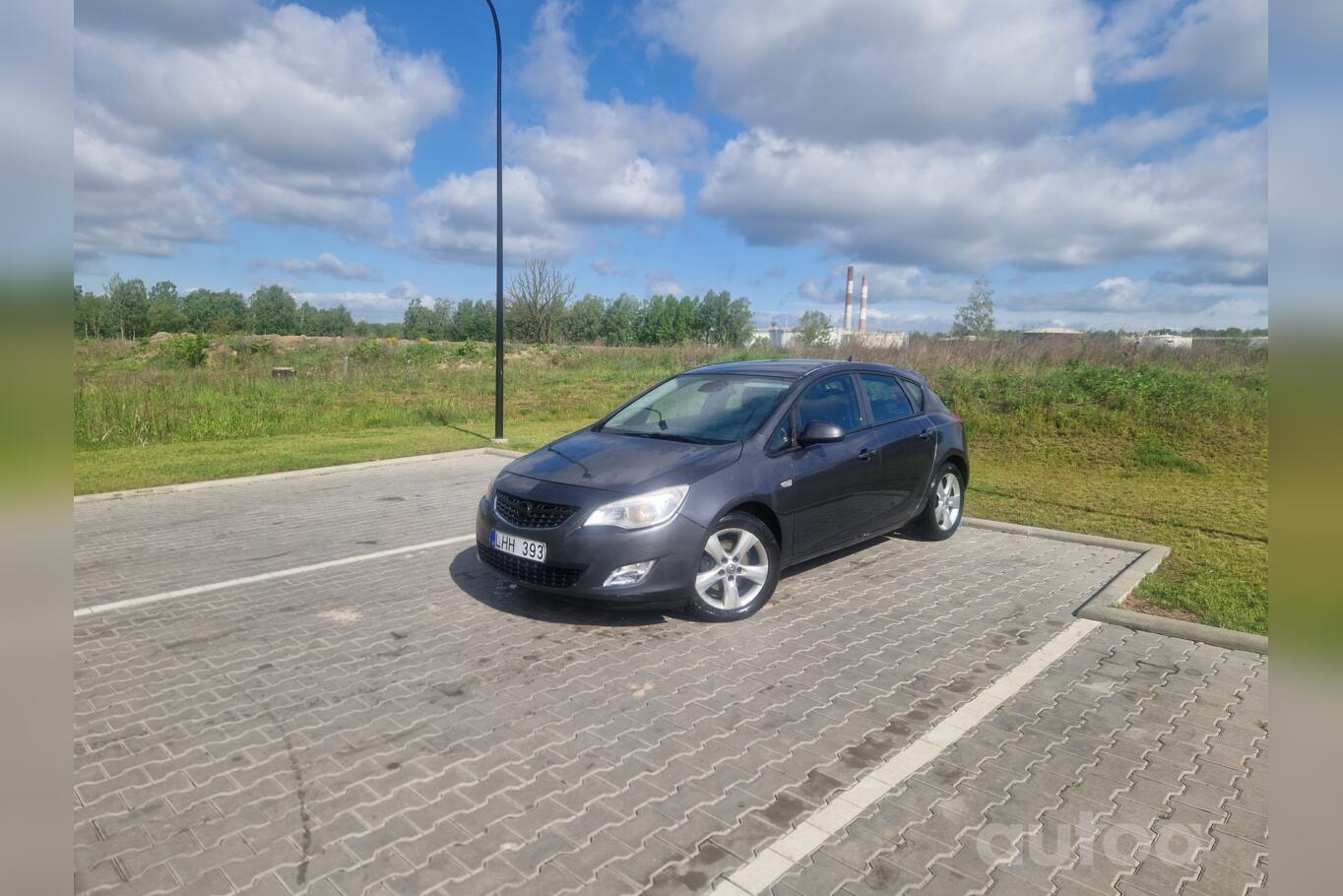 Opel Astra J [restyling] Hatchback 5-doors