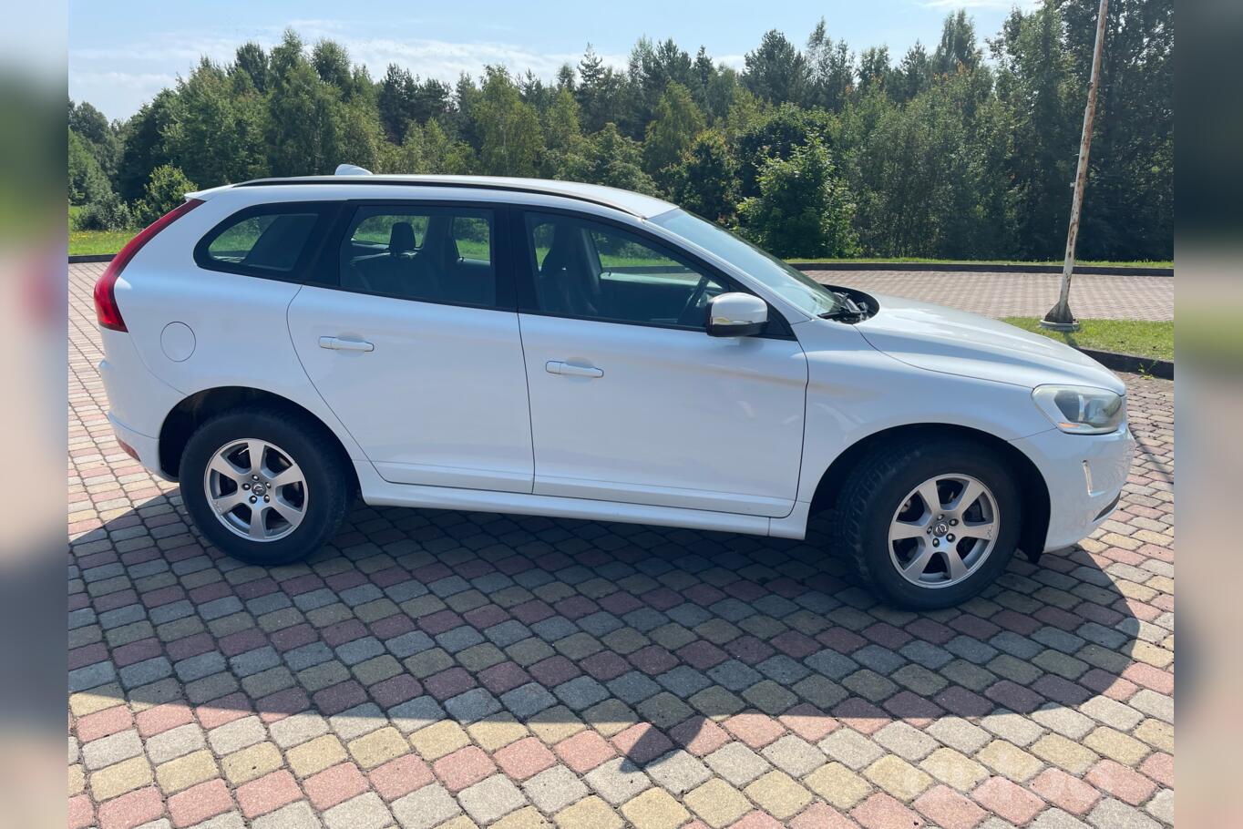 Volvo XC60 1 generation [restyling] Crossover