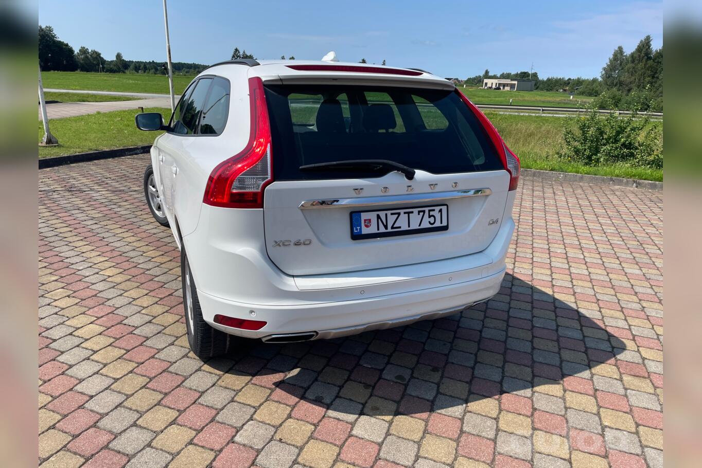 Volvo XC60 1 generation [restyling] Crossover