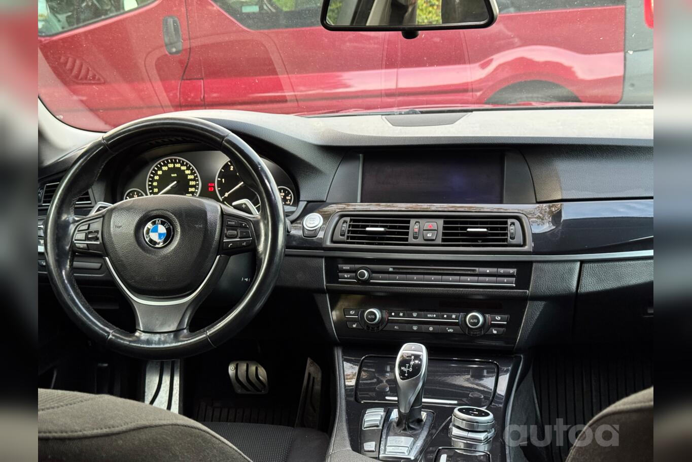 BMW 525 2012