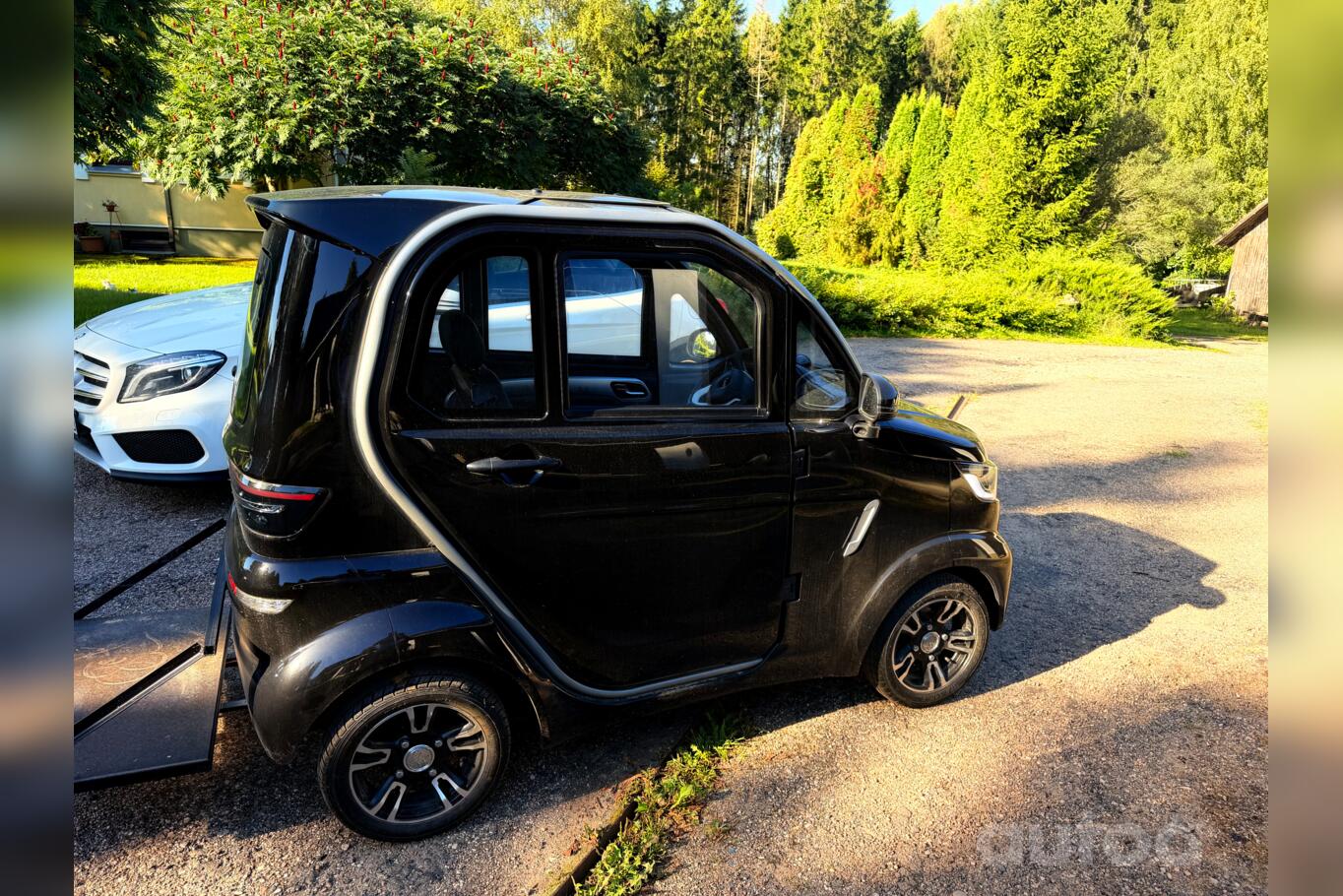 E-Car GD04B 1 generation