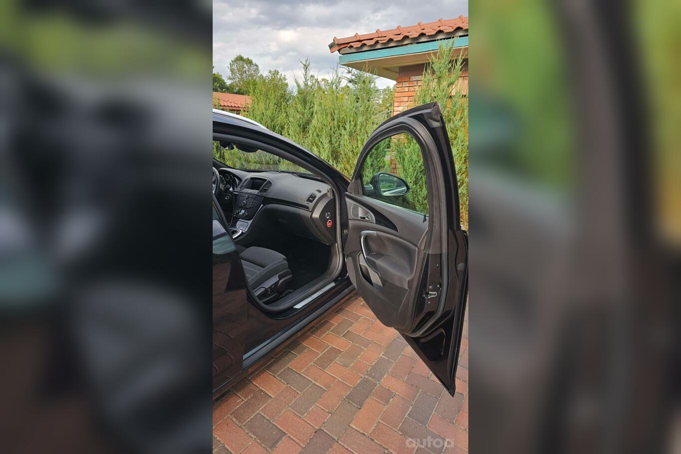 Opel Insignia A Sports Tourer wagon 5-doors
