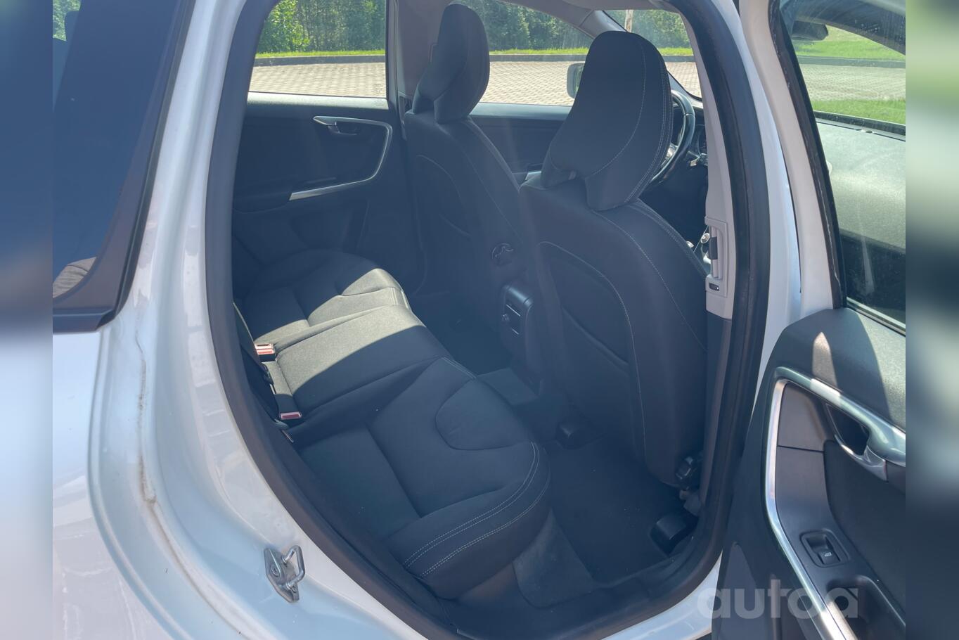 Volvo XC60 1 generation [restyling] Crossover