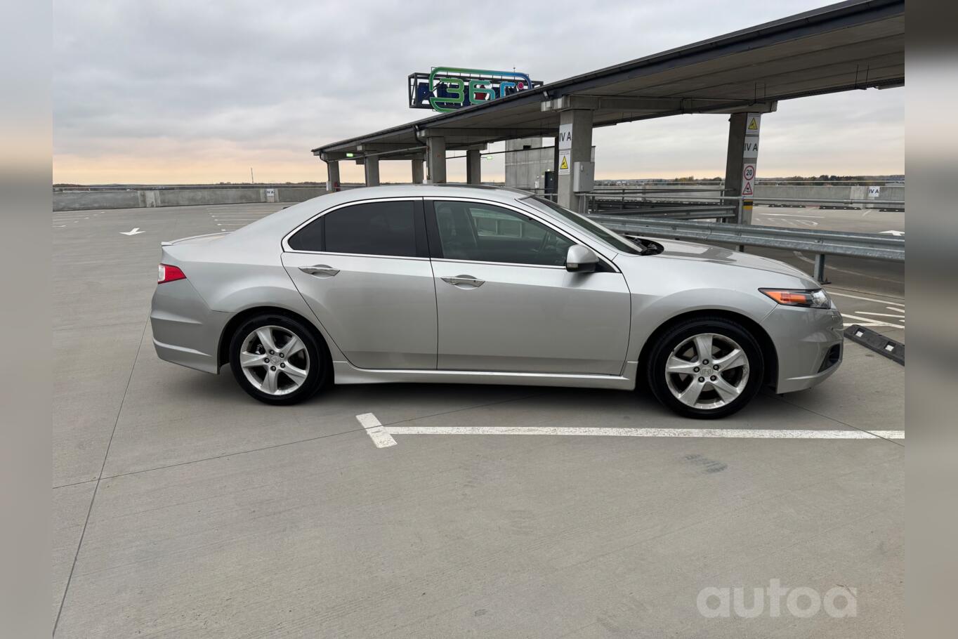 Honda Accord 8 generation Sedan 4-doors