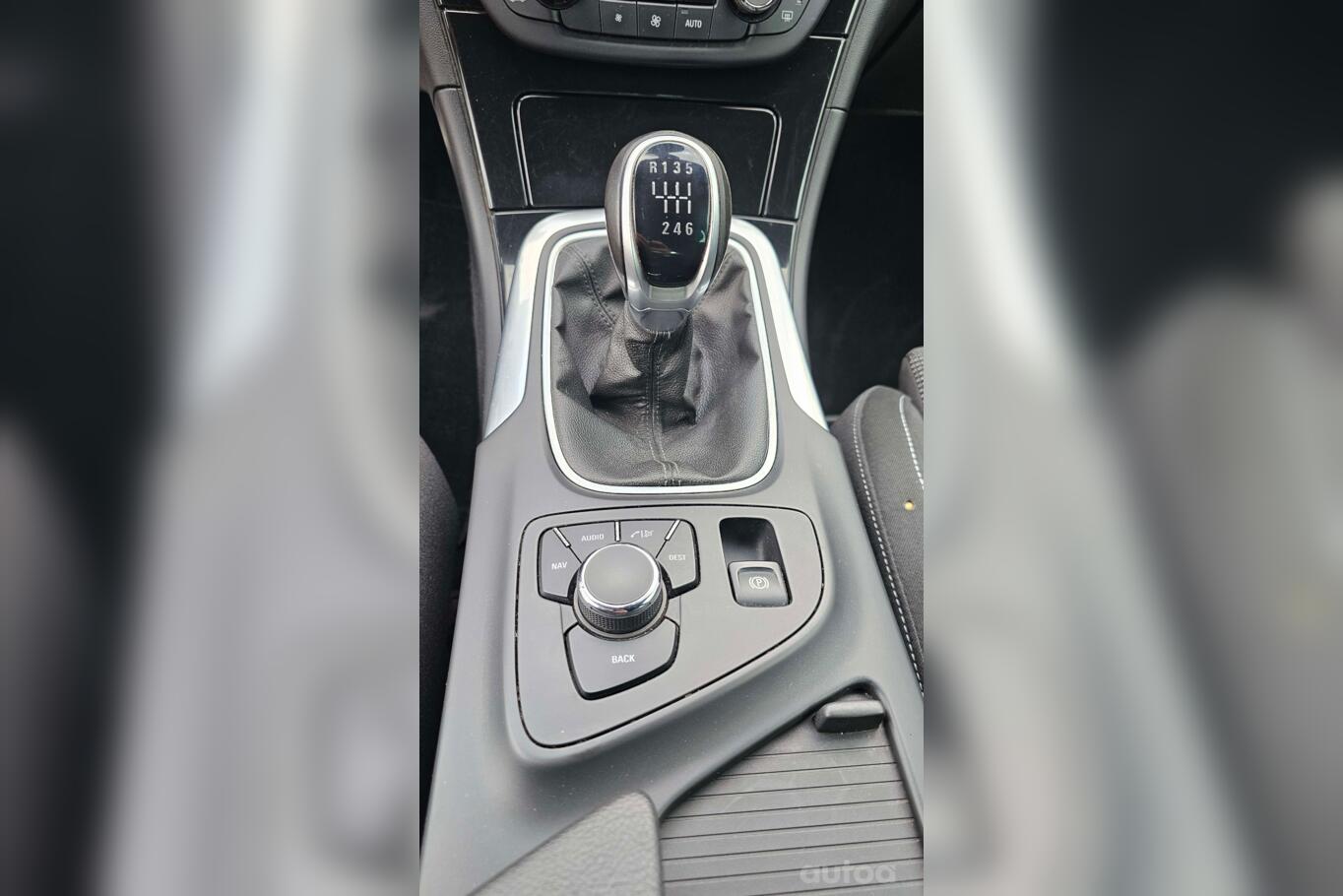 Opel Insignia A Sports Tourer wagon 5-doors