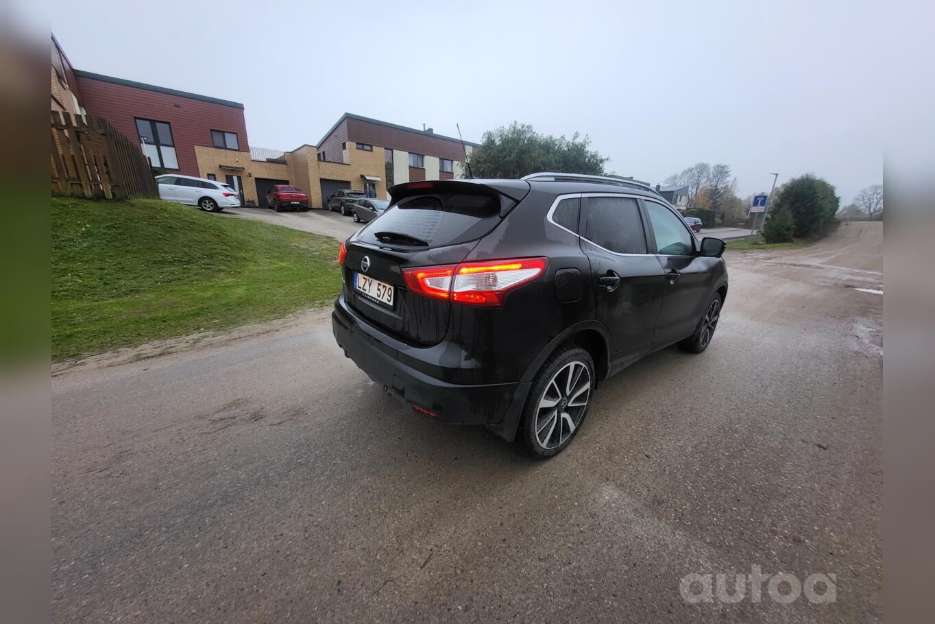Nissan Qashqai 2 generation Crossover