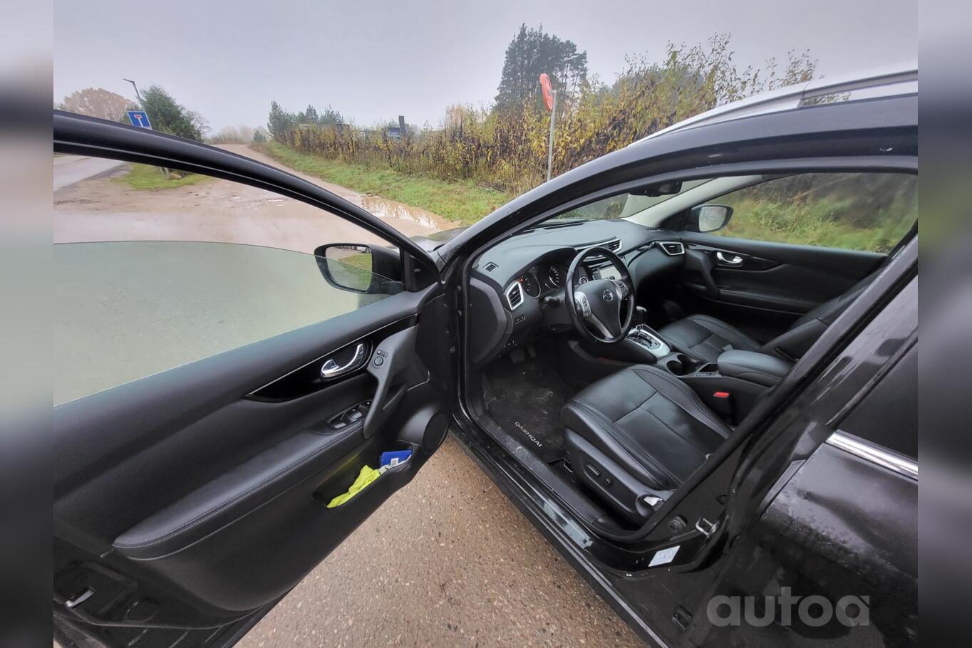 Nissan Qashqai 2 generation Crossover
