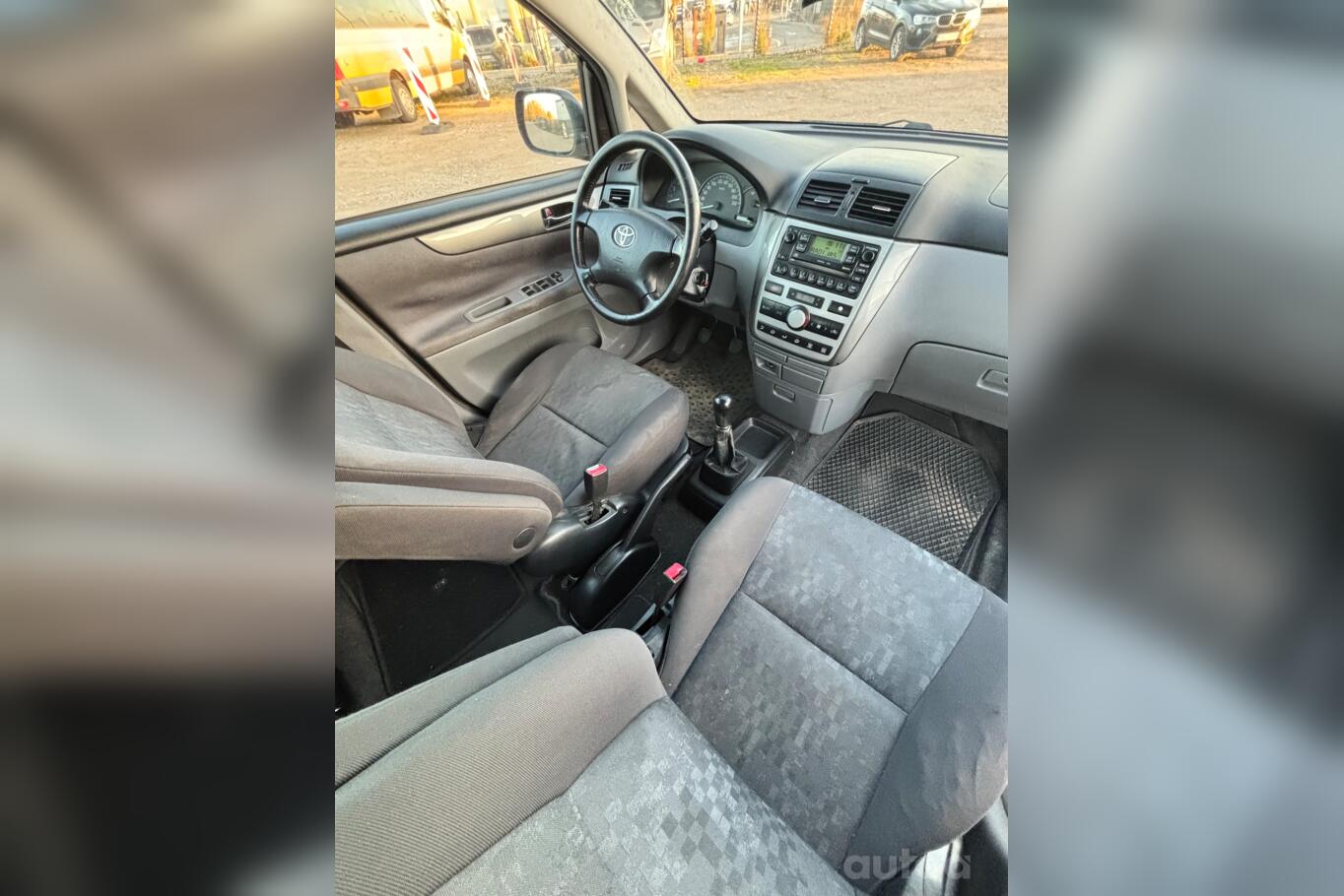 Toyota Avensis Verso 1 generation [restyling] Minivan