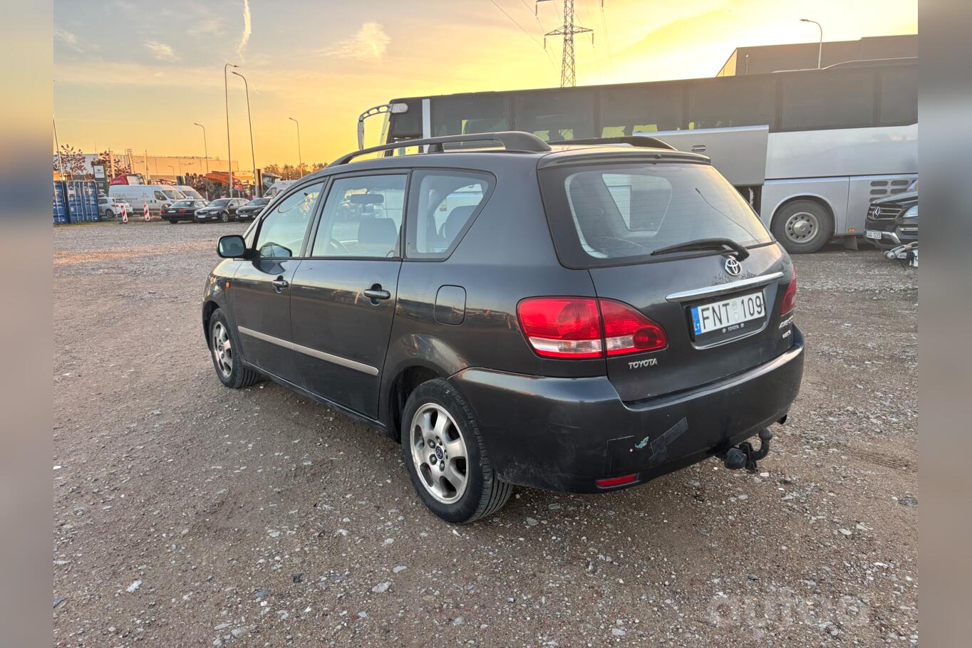 Toyota Avensis Verso 1 generation [restyling] Minivan