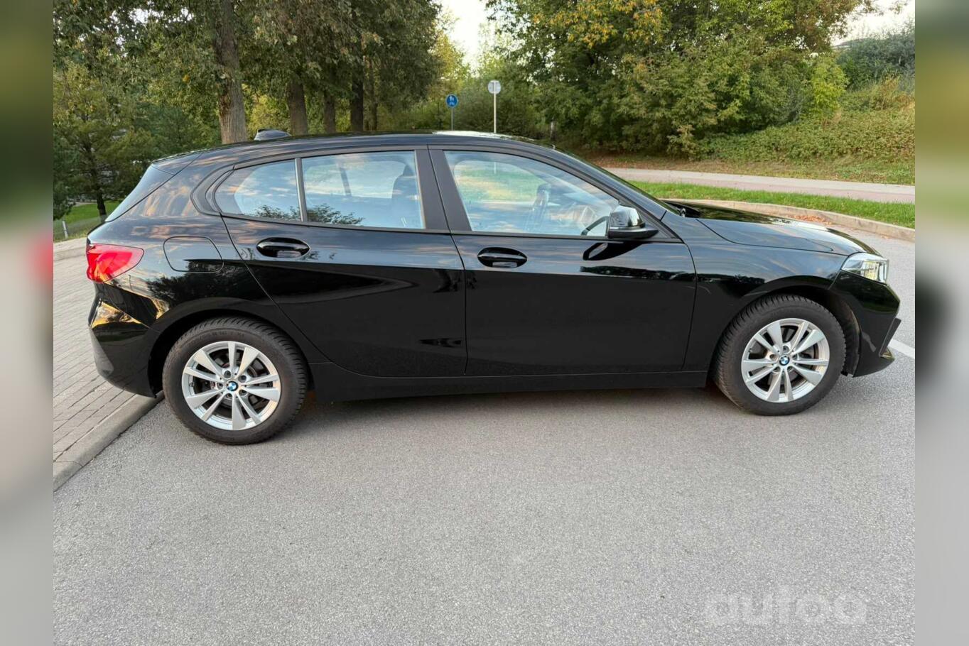 BMW 1 Series F40 (3 generation) Hatchback 5 doors