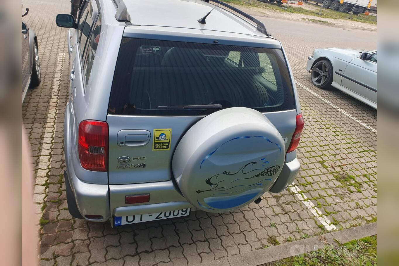 Toyota RAV4 2 generation Crossover 5-doors