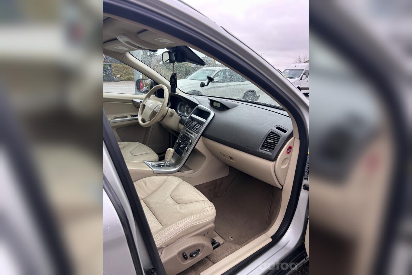 Volvo XC60 1 generation Crossover