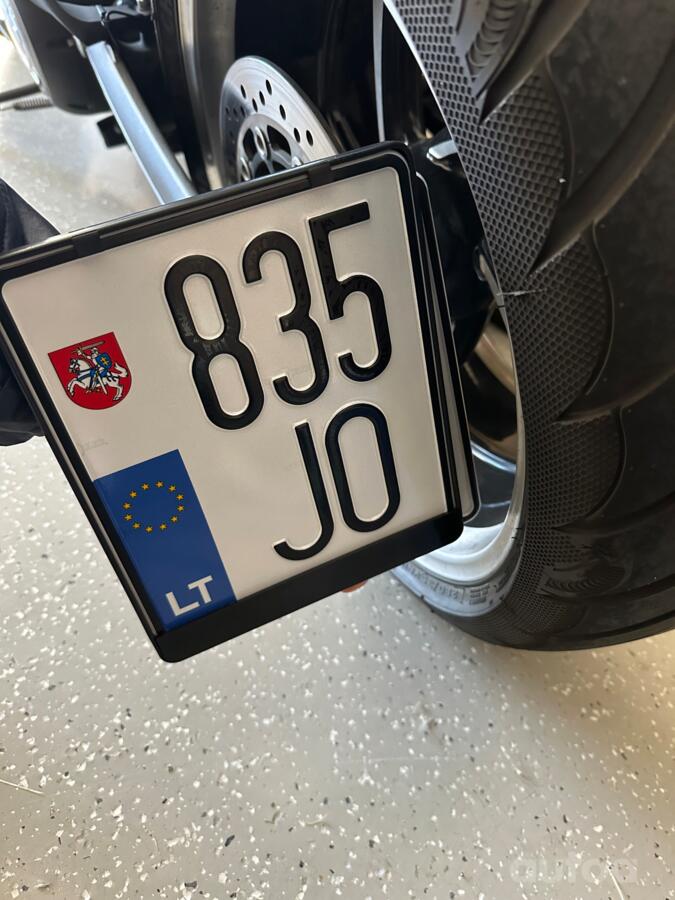 835JO