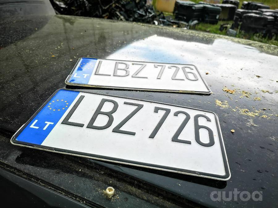 LBZ726