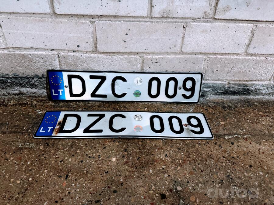 DZC009