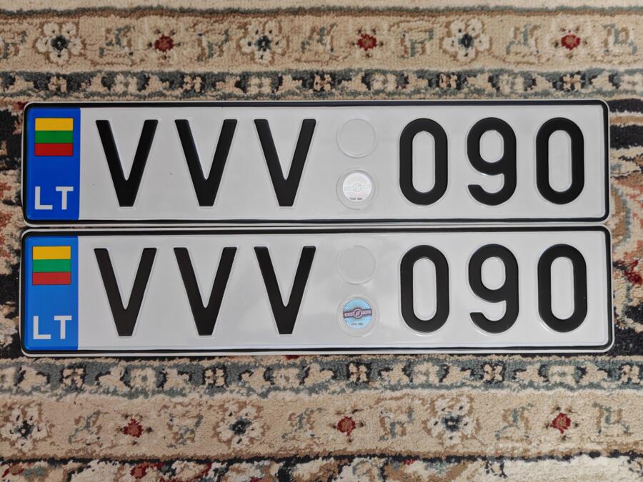VVV 090
