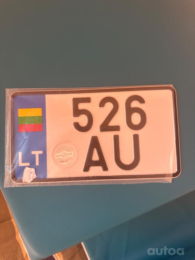 526 AU