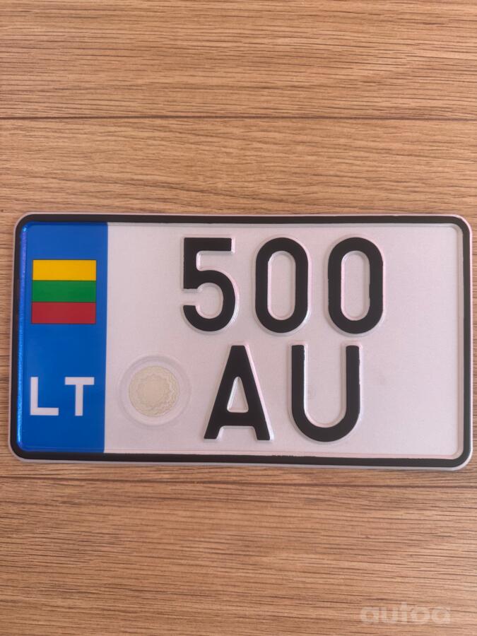 500AU