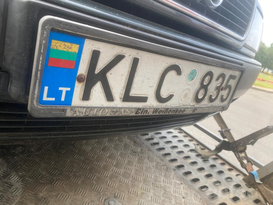 KLC835