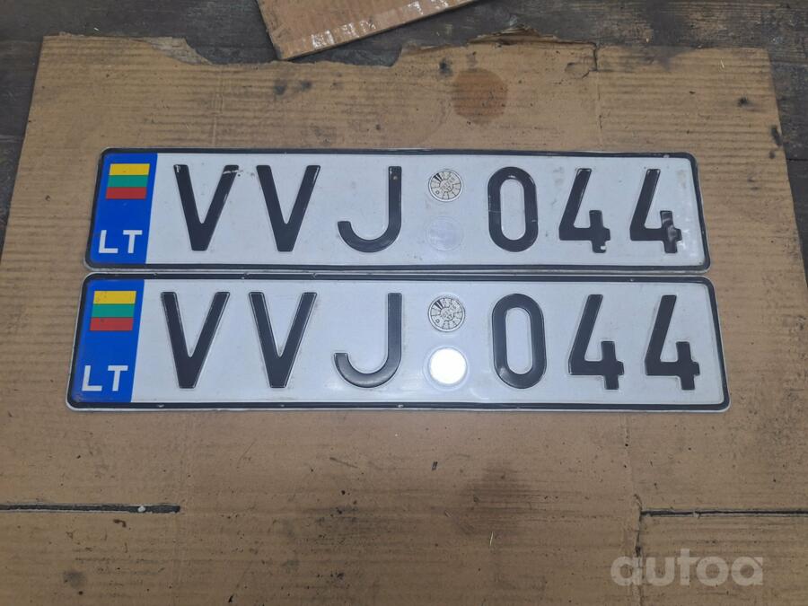 VVJ044