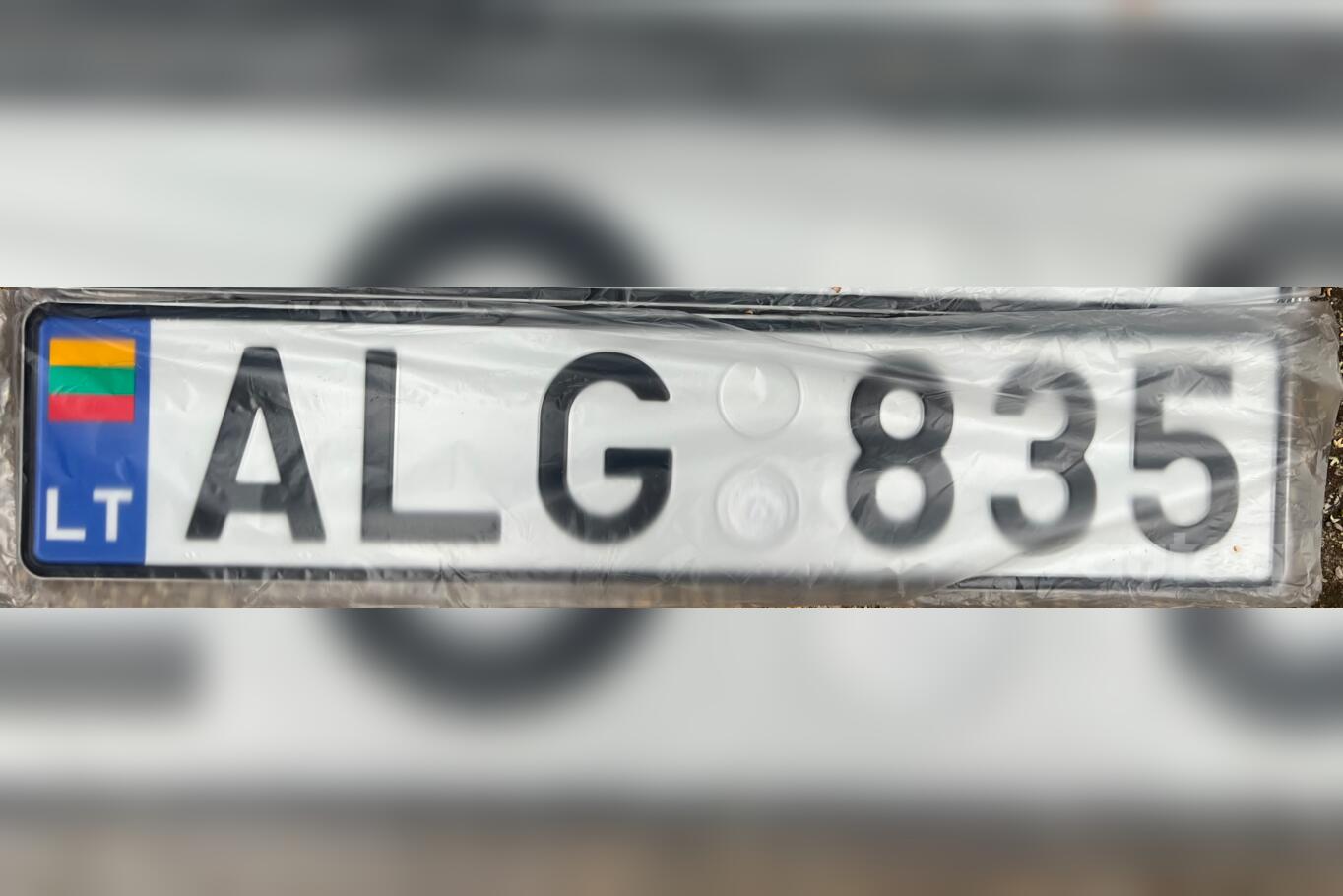 ALG835