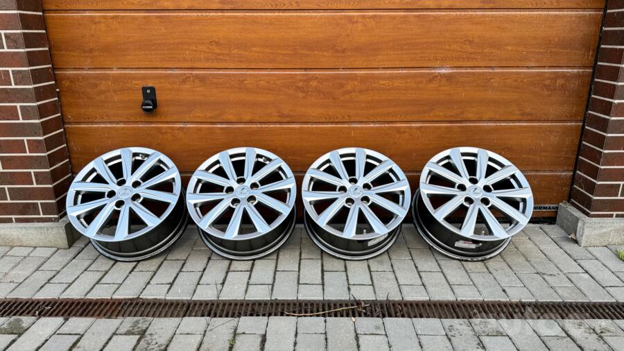 Lexus, Легкого сплава