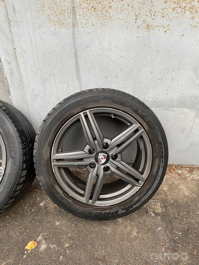 Porsche, light alloy
