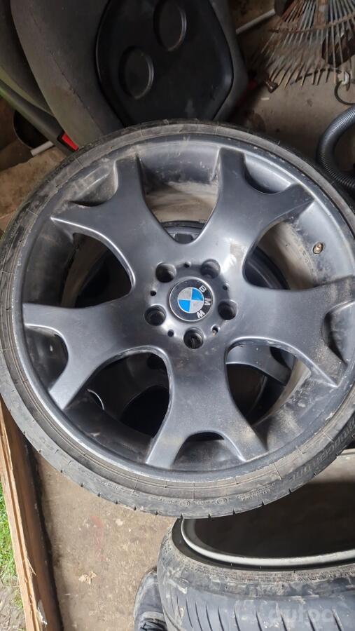 BMW, aliaj ușor
