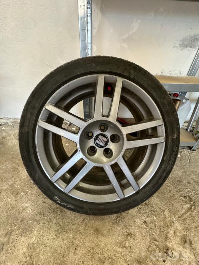 Cupra R, aliaj ușor