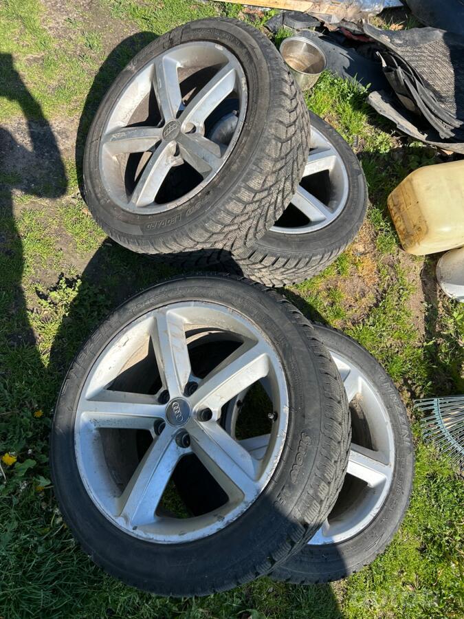 Audi, aliaj ușor