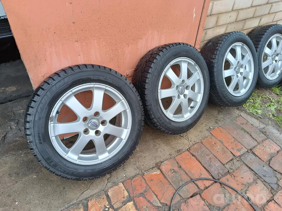 Volvo, aliaj ușor