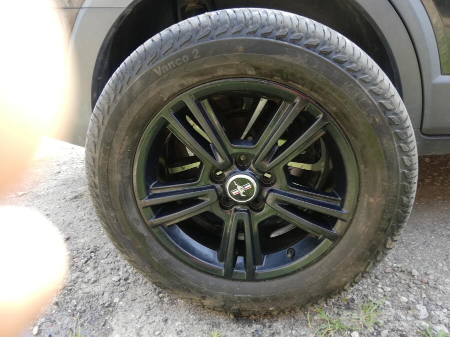 Ford Mustang, aliaj ușor