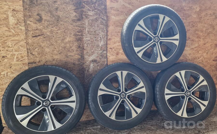 Nissan, aliaj ușor
