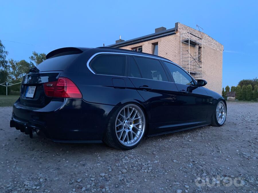 BBS, forjată