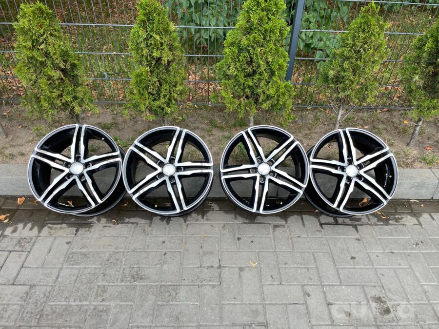 WheelWorld, aliaj ușor