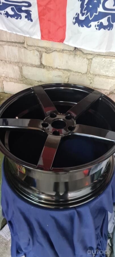 Bmw, light alloy