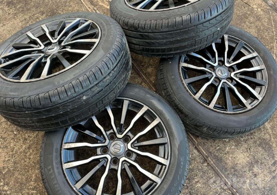 Volvo, aliaj ușor