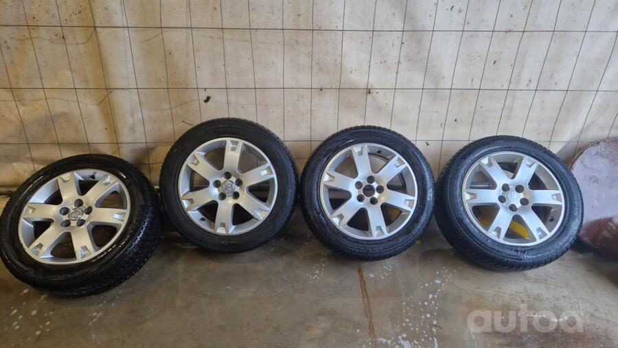 Toyota, aliaj ușor