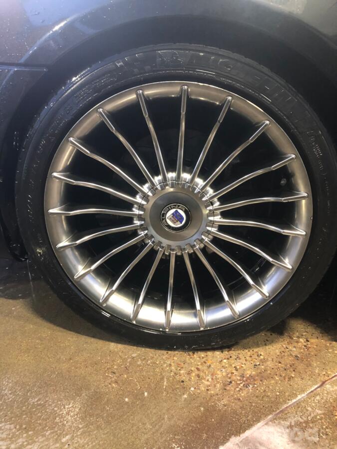 Bmw, light alloy