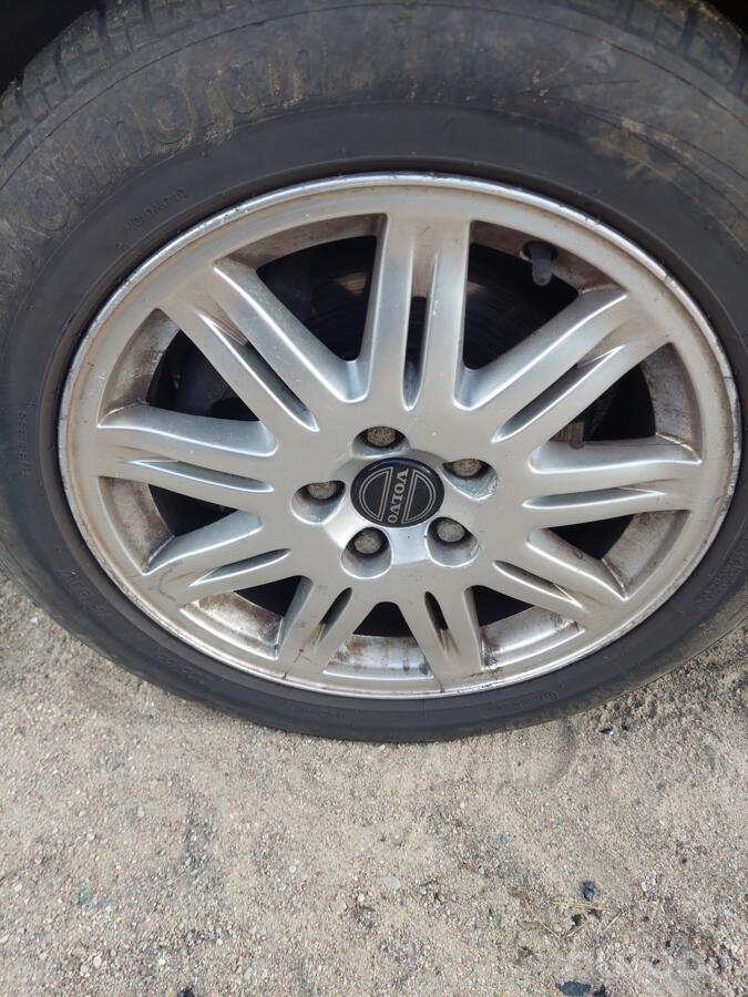 Volvo, aliaj ușor