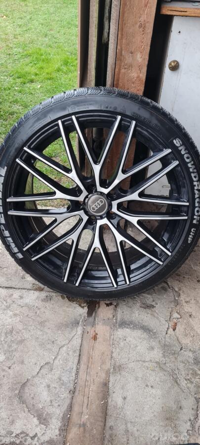 Audi, aliaj ușor