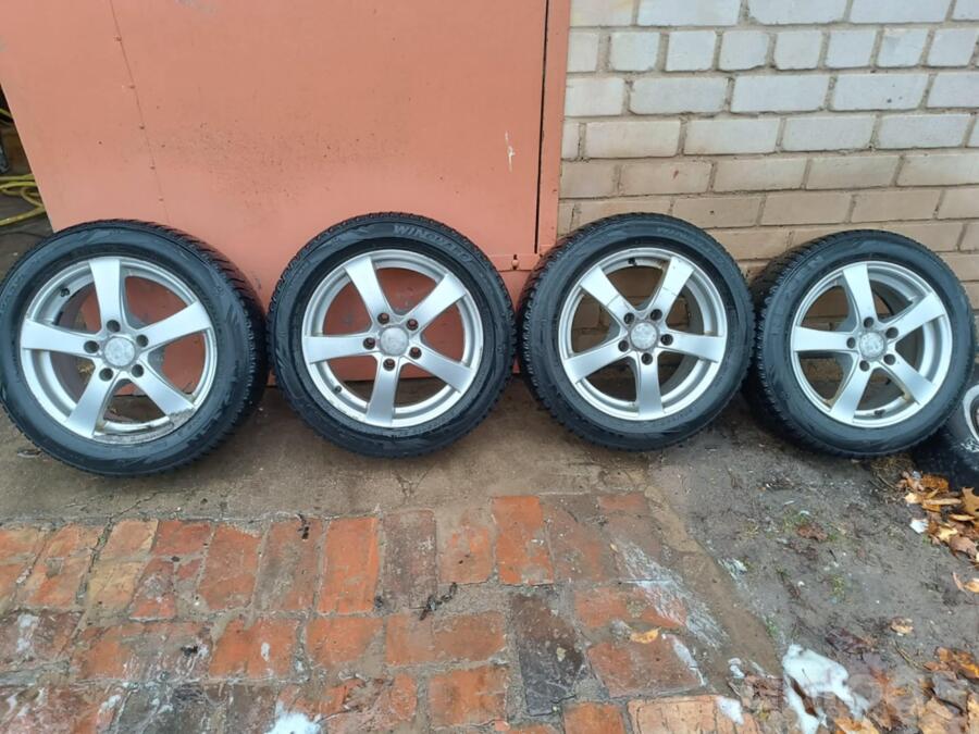 Dezent, aliaj ușor