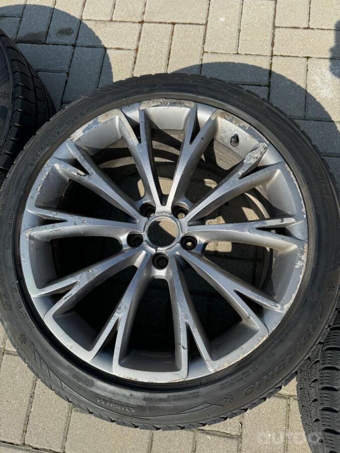 Audi, aliaj ușor